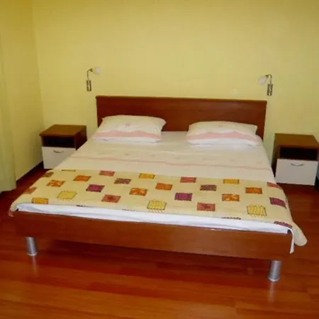 Boris Apartment